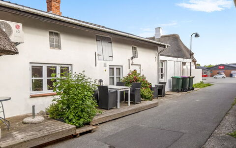 Jouni - 18Km from the Sea: Blue, Cottage, House, Home, Farmhouse, Estate, Siding