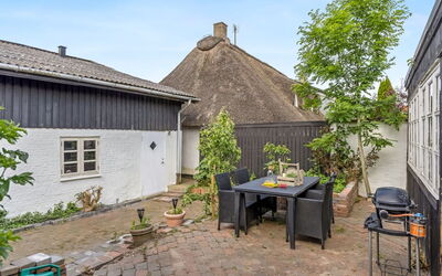 Jouni - 18Km from the Sea