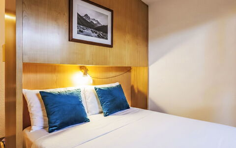 Fondue: Bed, Bedroom, Bed Sheet, Bedding, Interior Design, Bed Frame, Throw Pillow, Cushion, Linens, Pillow