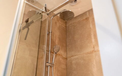 Bloem 'N Zee: Shower Head, Composite Material, Shower, Plumbing, Plumbing Fixture, Shower Bar, Tile, Shower Panel, Bathroom