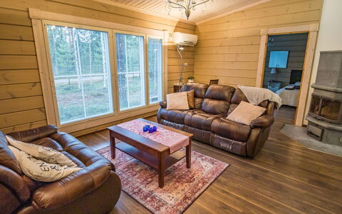 Villa Wilhelmiina: Wood, Cottage, House, Home, Door, Hardwood, Garden Buildings, Wood Stain, Log Cabin, Plank