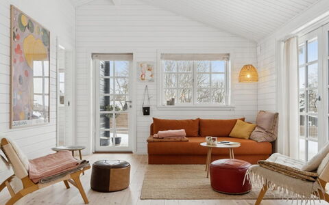 Aria - 310M from the Sea: Blue, Cottage, House, Home, Farmhouse, Estate, Siding