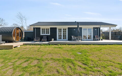 Aria - 310M from the Sea: Blue, Cottage, House, Home, Farmhouse, Estate, Siding