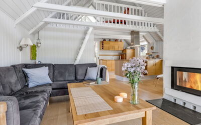 Albertina - 900M from the Sea