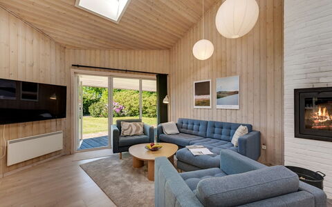 Yorick - 350M to the Fjord: Wood, Interior Design, Ceiling, Flooring, Floor, Wood Flooring, Home, Room, Living Room, Hardwood