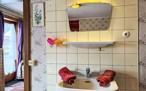 Niedernsill 12: Wall, Bathroom Sink, Interior Design, Plumbing Fixture, Plumbing, Bathroom, Tap, Sink, Tile