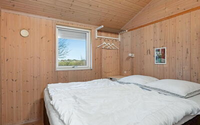 Garth - 50M from the Sea