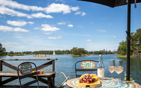 Skärgårdsdröm På Ön: Water, Body Of Water, Boat, Waterway, Watercraft, Lake, Bank, Outdoor Furniture, Furniture, Channel