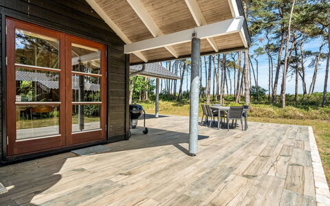 Groa - 50M from the Sea: Roof, Land Lot, Cottage, Home, Rural Area, Shed, Siding, Garden Buildings, Log Cabin, Hut