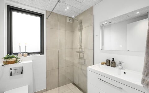 Damiana - 1.1Km from the Sea: Flooring, Floor, Interior Design, Ceiling, Plumbing Fixture, Tile, Room, Plumbing, Bathroom, Sink