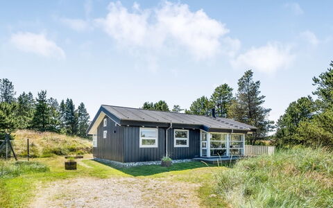 Erle - 990M from the Sea: Blue, Shrub, Cottage, Groundcover, Garden, Estate, Shade, Landscaping, Farmhouse, Eco Hotel