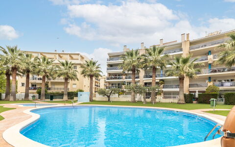 Royal Iii: Apartment, Residential Area, Condominium, Balcony, Hotel