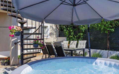 L&V: Swimming Pool, Outdoor Furniture, Umbrella, Furniture, Flowerpot, Composite Material, Chair, Shade, Leisure, Houseplant
