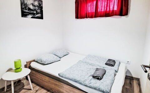 Balatonbereny 101: Floor, Flooring, Bedroom, Wood, Bed, Interior Design, Bed Sheet, Furniture, Wood Flooring, Bedding