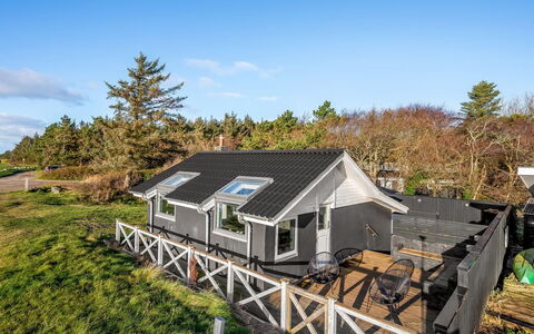 Esben - 15M from the Sea: Roof, House, Home, Cottage, Door, Siding, Estate, Lawn, Yard, Porch