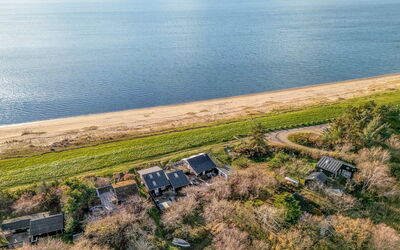 Esben - 15M from the Sea