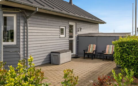 Tofan - 75M from the Sea: Blue, Cottage, House, Home, Farmhouse, Estate, Siding