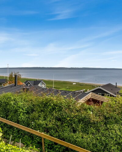 Tofan - 75M from the Sea