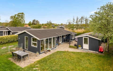 Sampsa - 350M from the Sea: House, Home, Door, Roof, Cottage, Estate, Garden, Shade, Siding, Yard