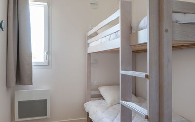 Accommodation:&nbsp;Bleu Canopée 620.2