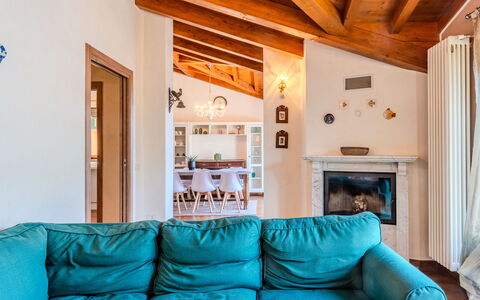 Dervio 623: Furniture, Interior Design, Couch, Wood, Flooring, Ceiling, Floor, Room, Living Room, Home