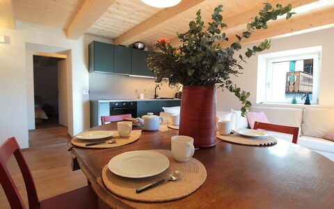 Casa Tomà Mountain View Cortina: Furniture, Interior Design, Flooring, Wood, Table, Dining Room, Kitchen & Dining Room Table, Chair, Floor, Ceiling