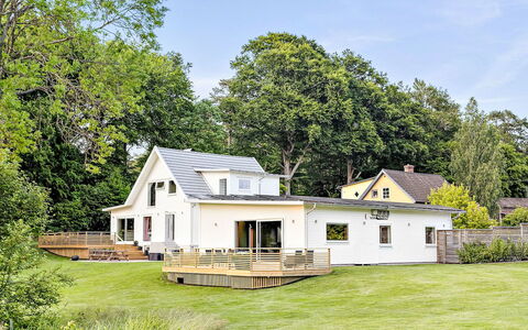 Villa Anja: Home, House, Roof, Residential Area, Cottage, Estate, Land Lot, Farmhouse, Lawn, Garden