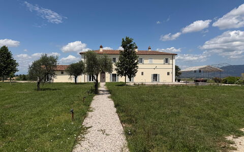 Villa Dedalo: Plain, Landscape, Land Lot, Rural Area, Estate, Meadow, Pasture, Field, Steppe, Prairie