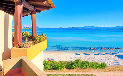 Smeralda Apartment: Sea, Coast, Coastal And Oceanic Landforms, Shore, Ocean, Caribbean, Beach, Tropics, Bay