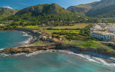 Vista Mar i Muntanya: Water, Body Of Water, Coast, Coastal And Oceanic Landforms, Sea, Shore, Terrain, Headland, Cove, Beach