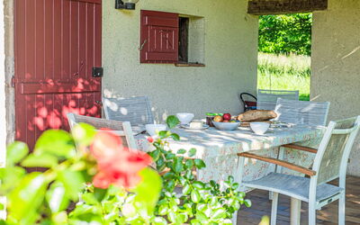 Accommodation:&nbsp;Gites de la Goujatte 100.2
