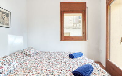 Accommodation:&nbsp;Centro Peatonal Roses 713.1