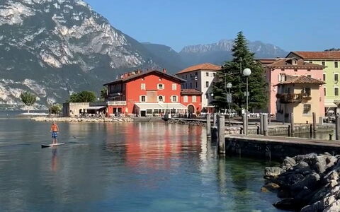 Le Busatte: Water, Mountainous Landforms, Body Of Water, Mountain, Waterway, Coastal And Oceanic Landforms, Hill, Landscape, Mountain Range, Channel