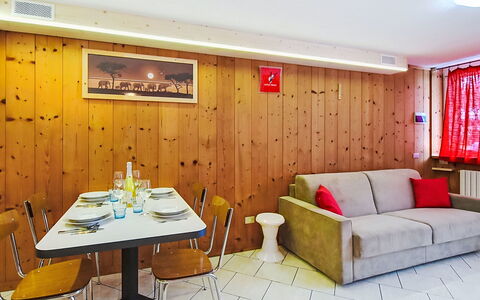 San Pietro Mountain Flat: Furniture, Shade, Porch, Chair, Outdoor Furniture, Outdoor Structure, Eco Hotel, Balcony, Pergola, Deck