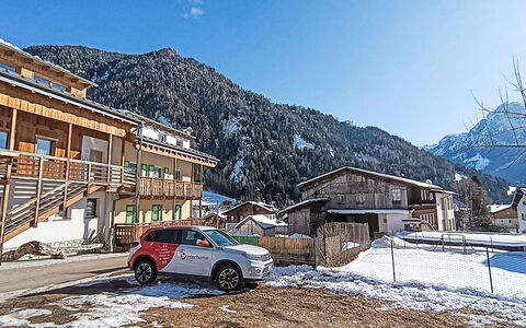 Valeria: Mountainous Landforms, Mountain, Mountain Range, Hill, Highland, Hill Station, Valley, Ridge, Alps, Porch
