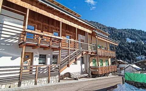 Valeria: Mountainous Landforms, Mountain, Mountain Range, Hill, Highland, Hill Station, Valley, Ridge, Alps, Porch