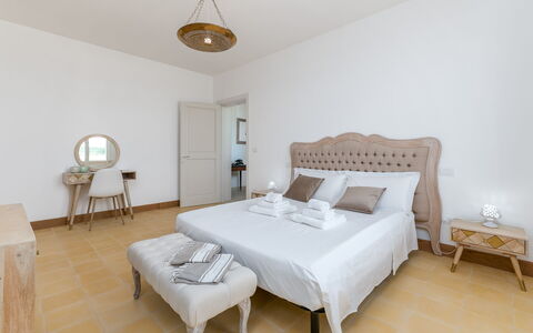 Masseria Ficalindia: Furniture, Bed, Bedroom, Bedding, Wood, Bed Sheet, Interior Design, Floor, Bed Frame, Flooring