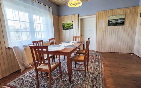 Mit Großem Garten: Garden, Cottage, Landscaping, Yard, Eco Hotel, Log Cabin, Garden Buildings, Farmhouse, Larch