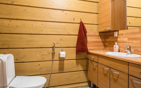Villa Ulperi: Wood, Cottage, House, Home, Door, Hardwood, Garden Buildings, Wood Stain, Log Cabin, Plank