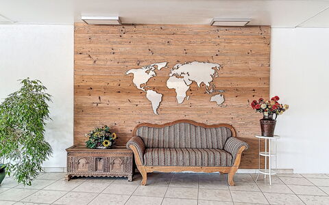 Lechbruck am See 110: Furniture, Wood, Interior Design, Flooring, Floor, Room, Living Room, Chair, Natural Material, Wood Stain