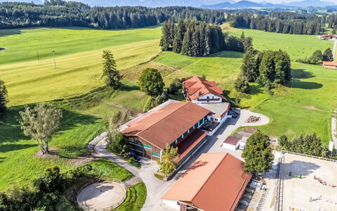 Lechbruck am See 110: House, Landscape, Land Lot, Plain, Roof, Rural Area, Human Settlement, Estate, Village, Farmhouse