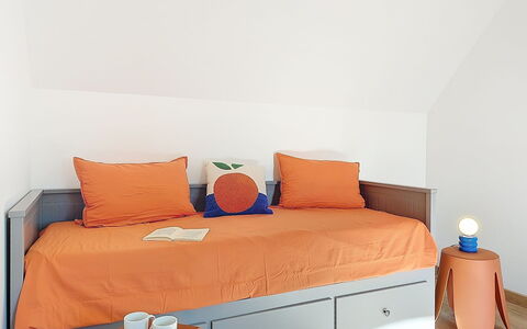 Magdanela: Furniture, Interior Design, Textile, Room, Floor, Lighting, Cushion, Throw Pillow, Pillow, Home