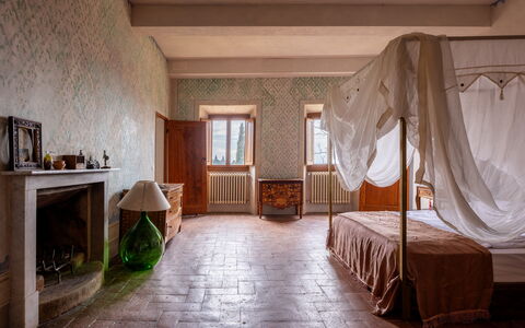 Villa Il Casalino, Florentine Hills with Pool: Flooring, Wood, Furniture, Floor, Interior Design, Ceiling, Bedroom, Lighting, Room, Bed