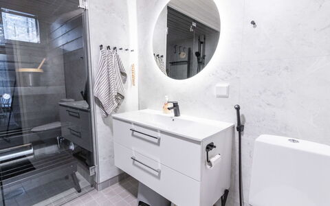 Soutaja Lodge: Flooring, Interior Design, Plumbing Fixture, Floor, Bathroom Cabinet, Sink, Bathroom Sink, Bathroom, Tap, Ceiling