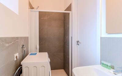 Accommodation:&nbsp;Riflessi 132.3