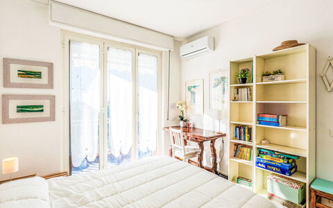 Bella Vista sul Mare: Furniture, Interior Design, Bed, Bedroom, Floor, Wall, Flooring, Room, Wood, Bedding