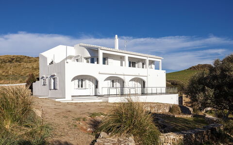 Sa Blanca: Shade, Apartment, Balcony, Landscaping, Yard, Outdoor Furniture, Villa