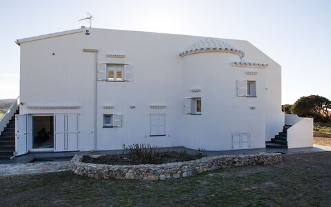 Sa Blanca: Shade, Apartment, Balcony, Landscaping, Yard, Outdoor Furniture, Villa