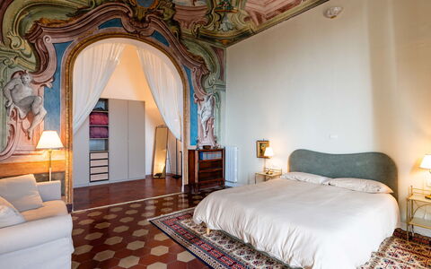 Casa Dea Diana: Interior Design, Furniture, Flooring, Floor, Bedroom, Bed, Bed Sheet, Bedding, Room, Ceiling