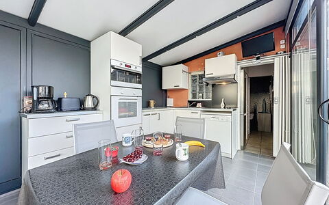 Les Rochers du Roi: Residential Area, Apartment, Condominium, Resort, Estate, Landscaping, Park, Hotel, Villa, Resort Town